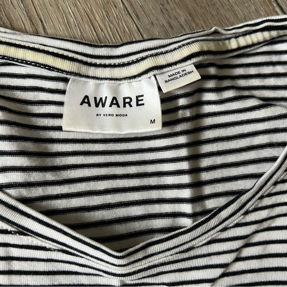 Classic Striped Short Sleeve Tee - Black and White - Picture 2 of 3